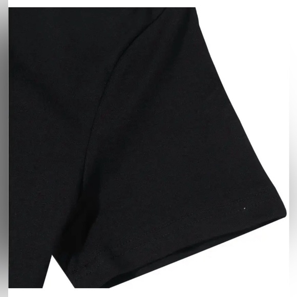 Chic Black Graphic Tee with Bold Text - Picture 5 of 5